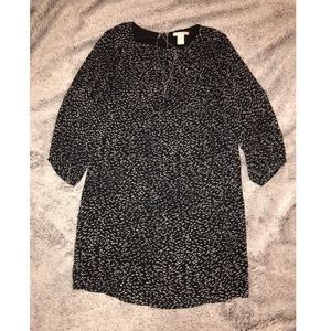 Black and white H&M long sleeve dress
